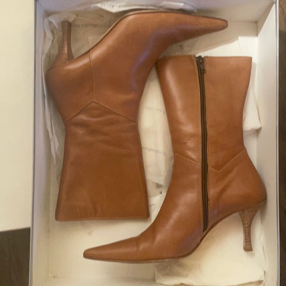 Brown boots